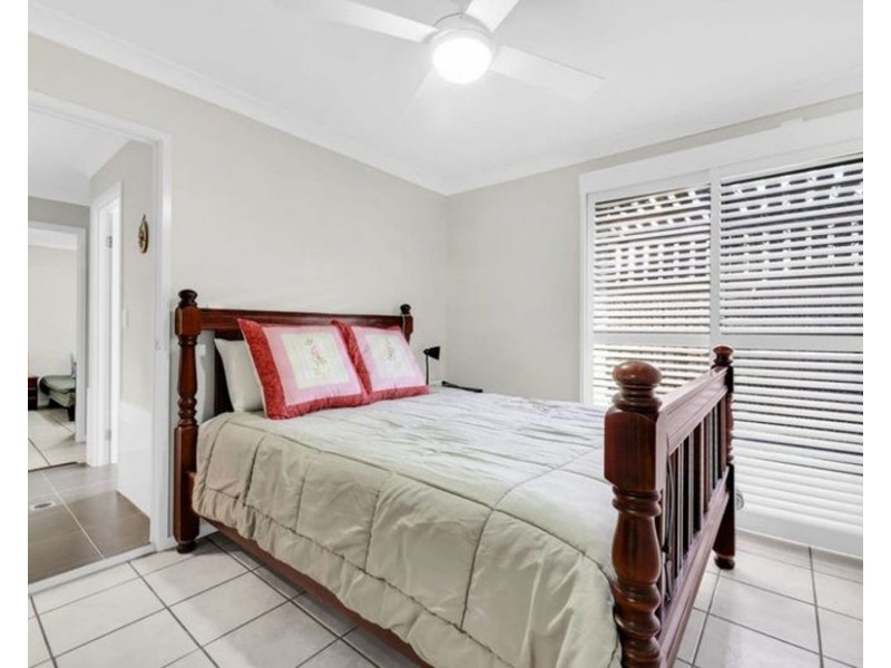 4 Cooper Place, Carseldine QLD 4034