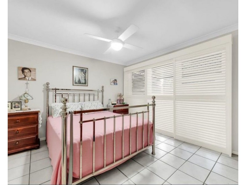 4 Cooper Place, Carseldine QLD 4034