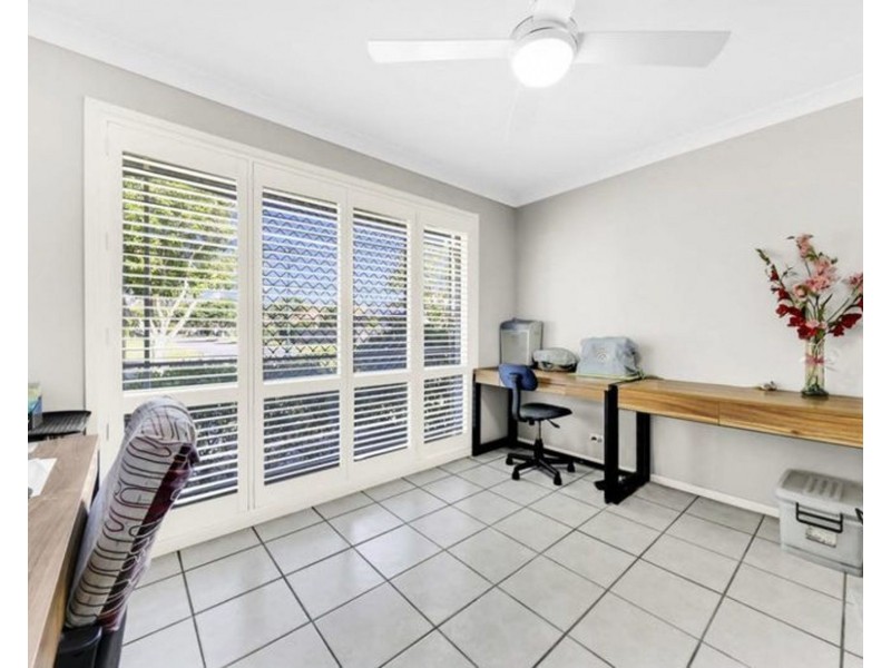 4 Cooper Place, Carseldine QLD 4034