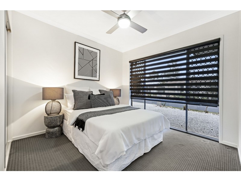 14 Cootharaba Crescent, Warner QLD 4500