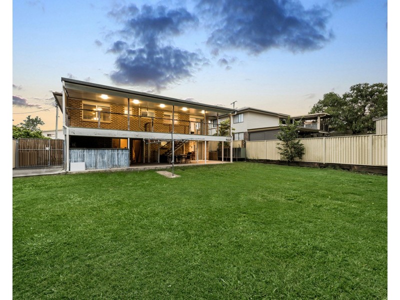 27 Brooks Road, Bray Park QLD 4500