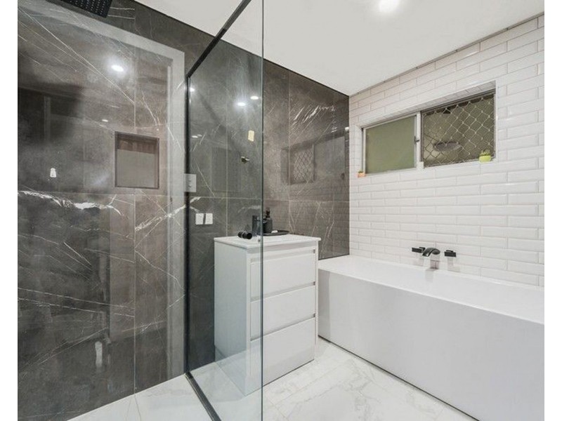 27 Brooks Road, Bray Park QLD 4500