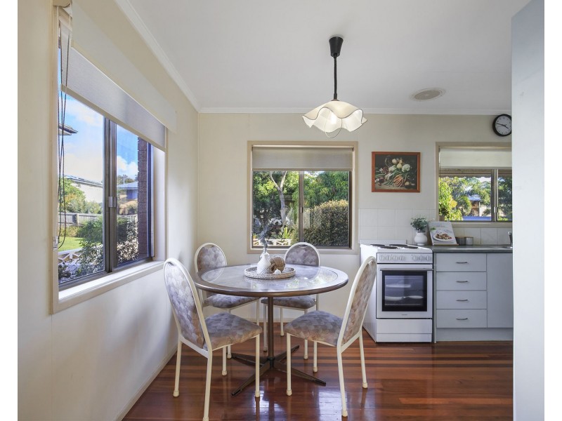 17 Cuthbert Street, Albany Creek QLD 4035