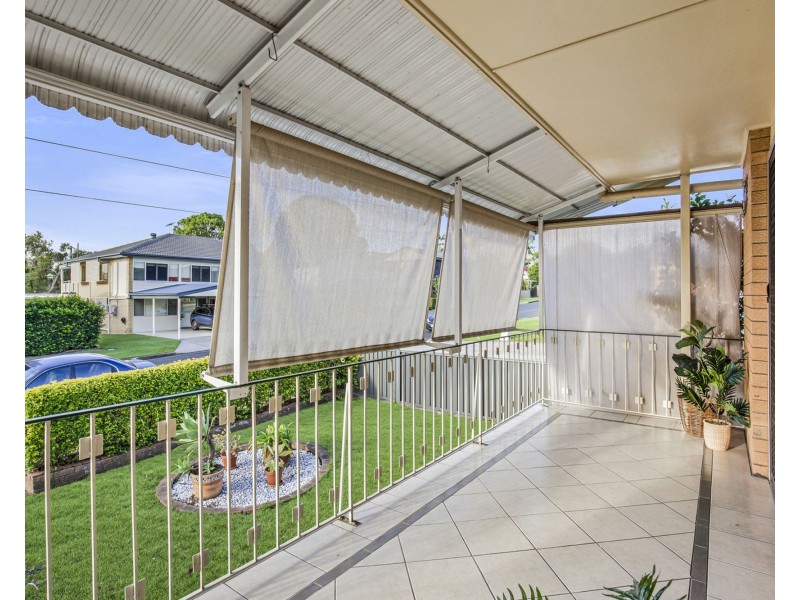17 Cuthbert Street, Albany Creek QLD 4035