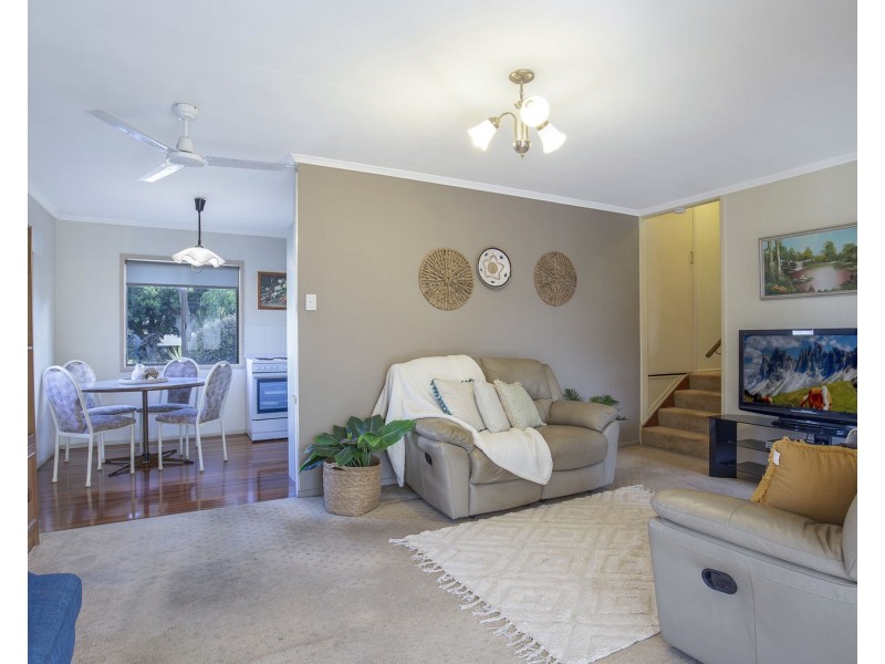 17 Cuthbert Street, Albany Creek QLD 4035