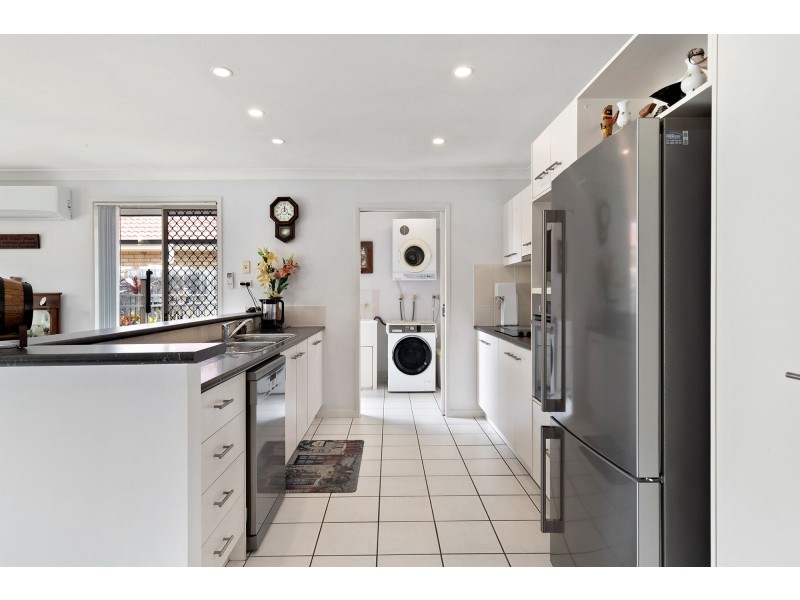 17 Brookvale Place, Bracken Ridge QLD 4017