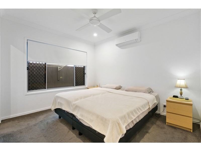 17 Gilvear Crescent, Strathpine QLD 4500