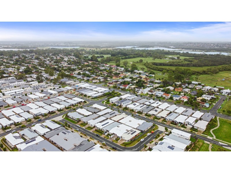 17 Gilvear Crescent, Strathpine QLD 4500