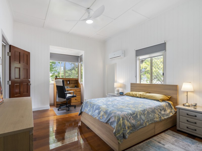 16 Hellen Street, Bald Hills QLD 4036