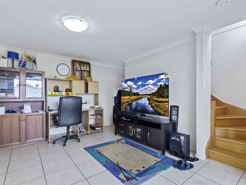 1/64 Station Road, Lawnton QLD 4501