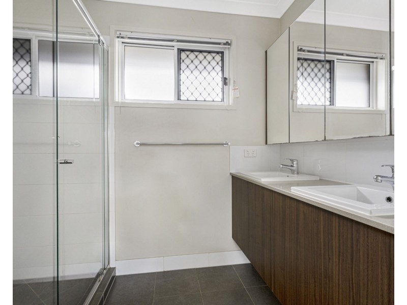 35 Centenary Court, Warner QLD 4500