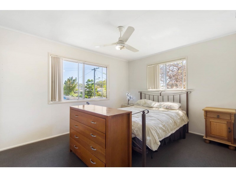 1 Cater Street, Bracken Ridge QLD 4017