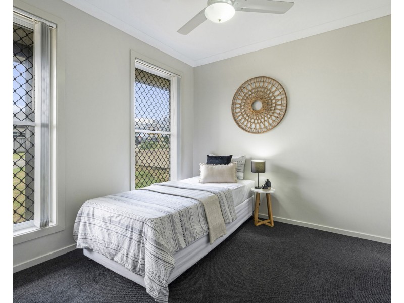 35 Burdekin Circuit, Warner QLD 4500