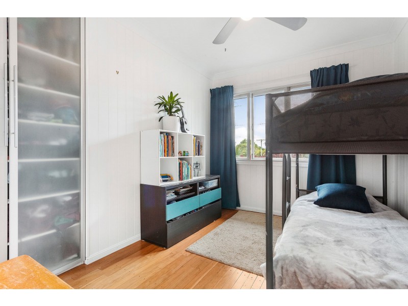 42 Hedge Street, Strathpine QLD 4500