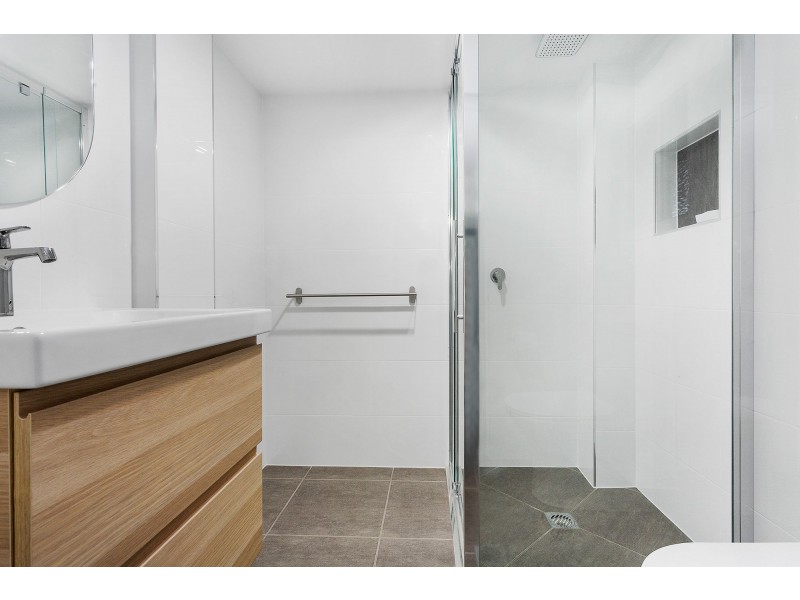 42 Hedge Street, Strathpine QLD 4500