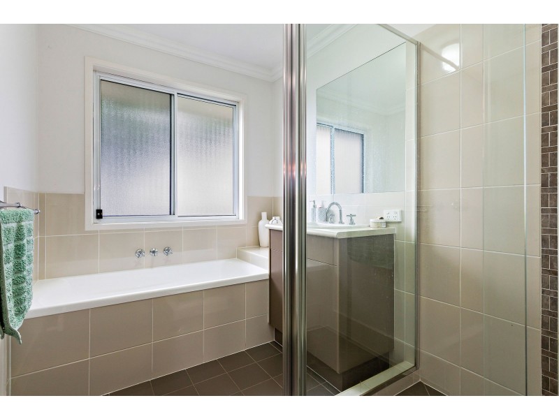 8 Winlock Circuit, Warner QLD 4500