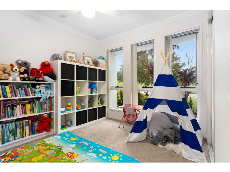 8 Winlock Circuit, Warner QLD 4500