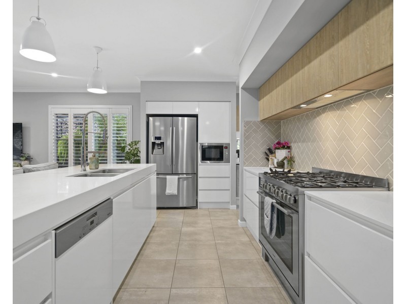 3 Roseanna Court, Bald Hills QLD 4036