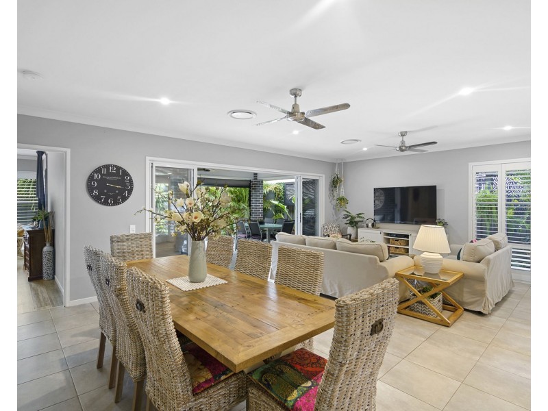 3 Roseanna Court, Bald Hills QLD 4036