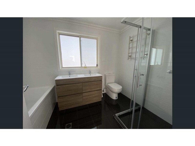 4 Wickham Street, Brighton QLD 4017