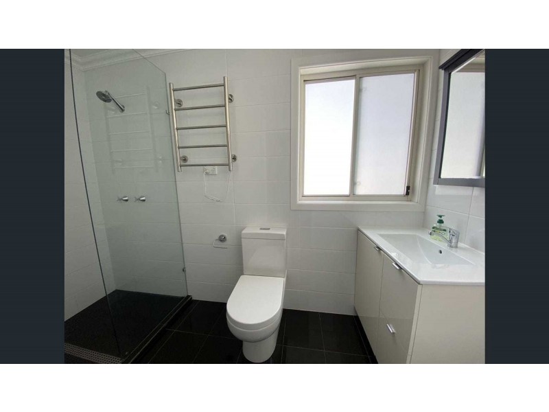 4 Wickham Street, Brighton QLD 4017