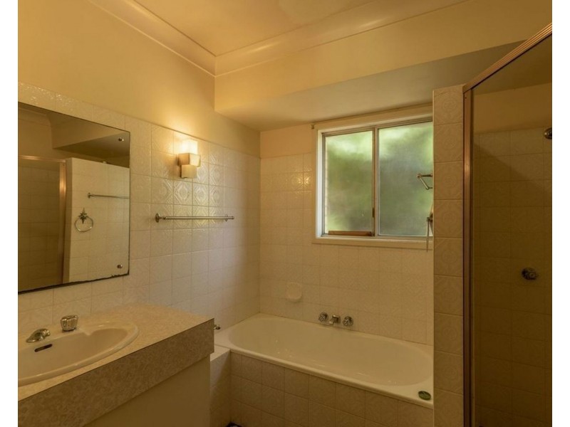 8 Danube Drive, Strathpine QLD 4500