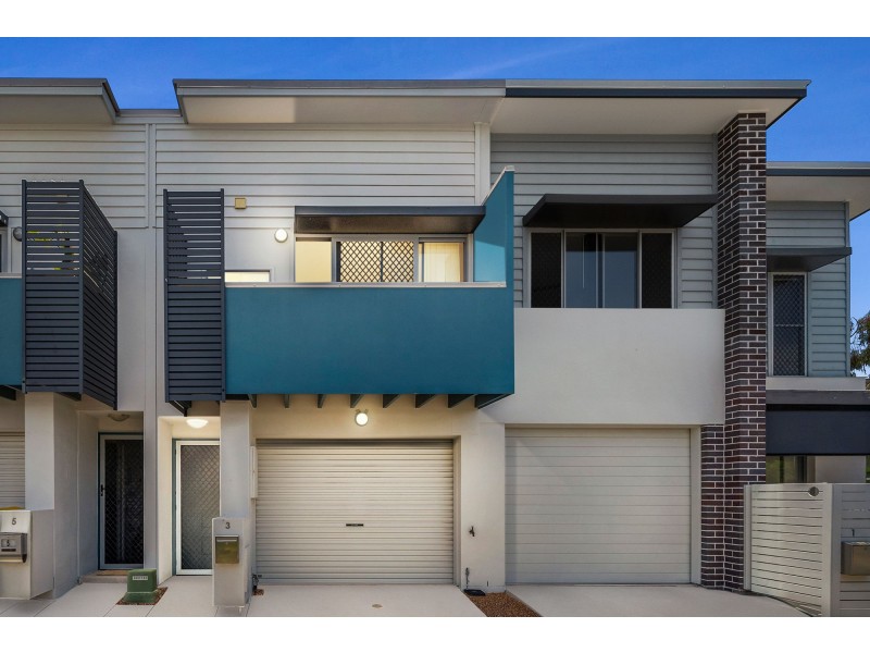 3 Broadwater Lane, Fitzgibbon QLD 4018