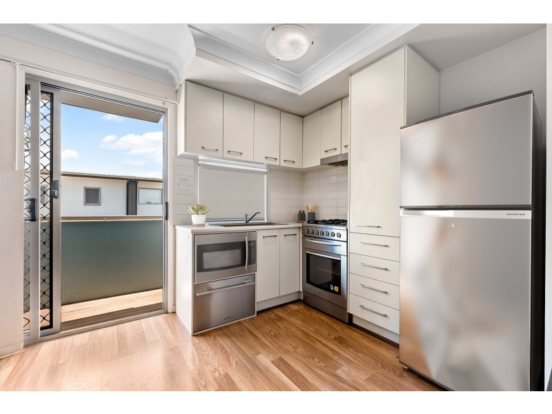 3 Broadwater Lane, Fitzgibbon QLD 4018