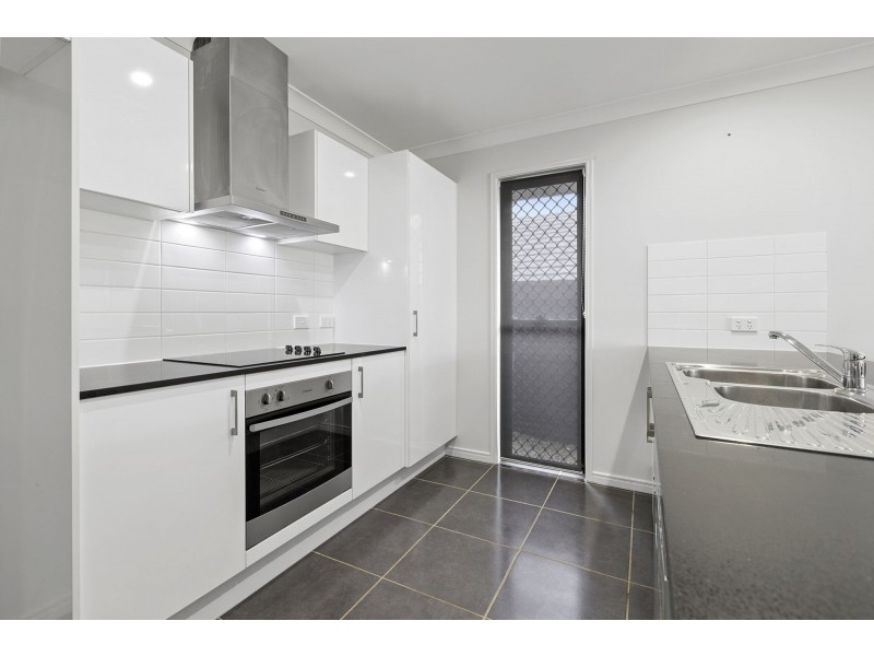 5 Lefroy Court, Warner QLD 4500