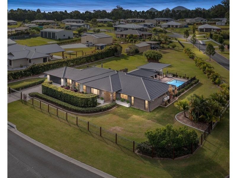 27-37 Country Court, Elimbah QLD 4516