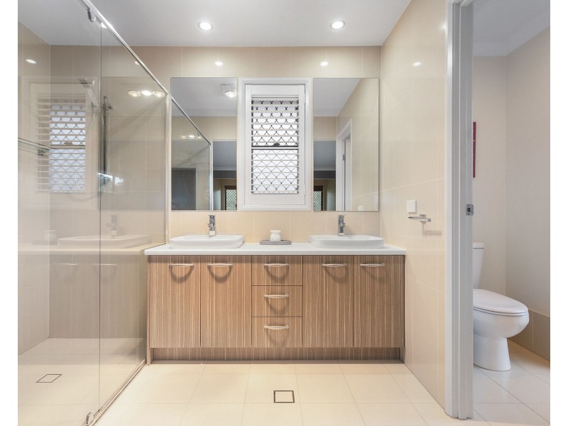 27-37 Country Court, Elimbah QLD 4516