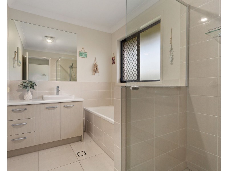 27-37 Country Court, Elimbah QLD 4516