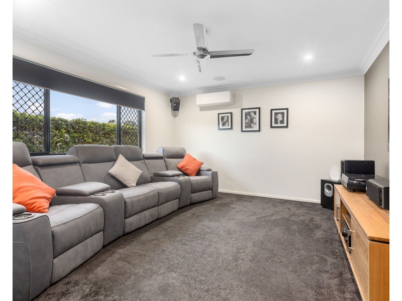 27-37 Country Court, Elimbah QLD 4516