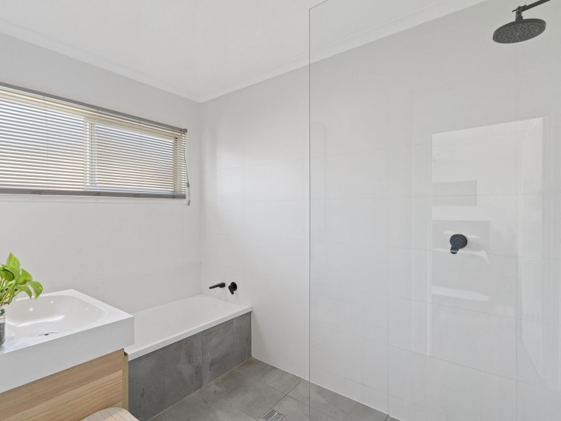 42 Telegraph Road, Bald Hills QLD 4036