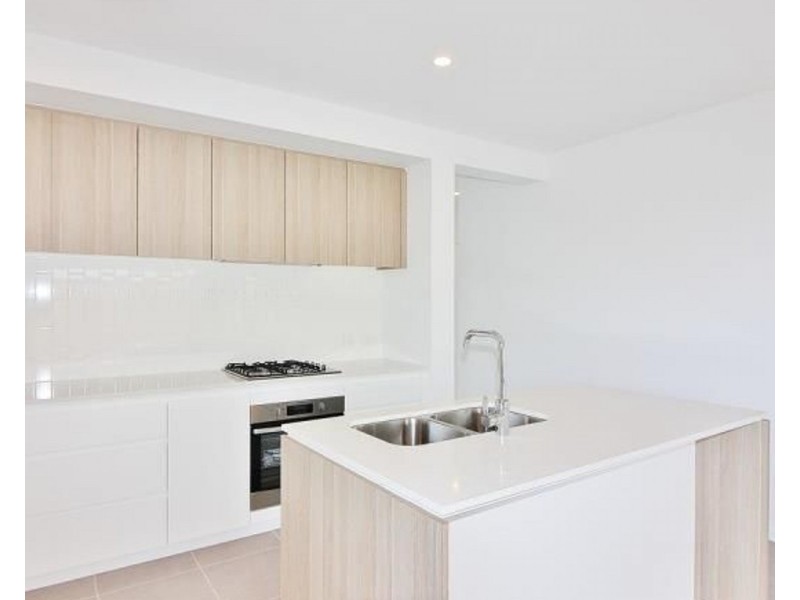 2 Crawford Street (Cnr Meadows), Strathpine QLD 4500