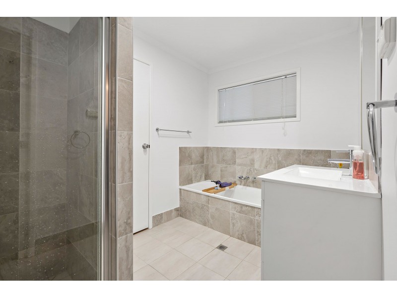 78 Hedge Street, Strathpine QLD 4500