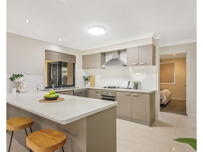 56 Caribou Crescent, Fitzgibbon QLD 4018