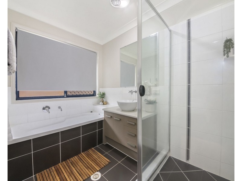 56 Caribou Crescent, Fitzgibbon QLD 4018