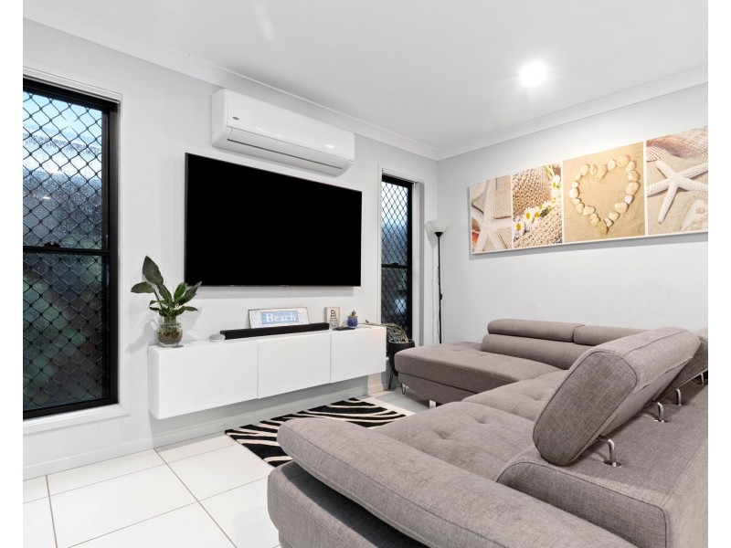 84 Promenade Circuit, Rothwell QLD 4022