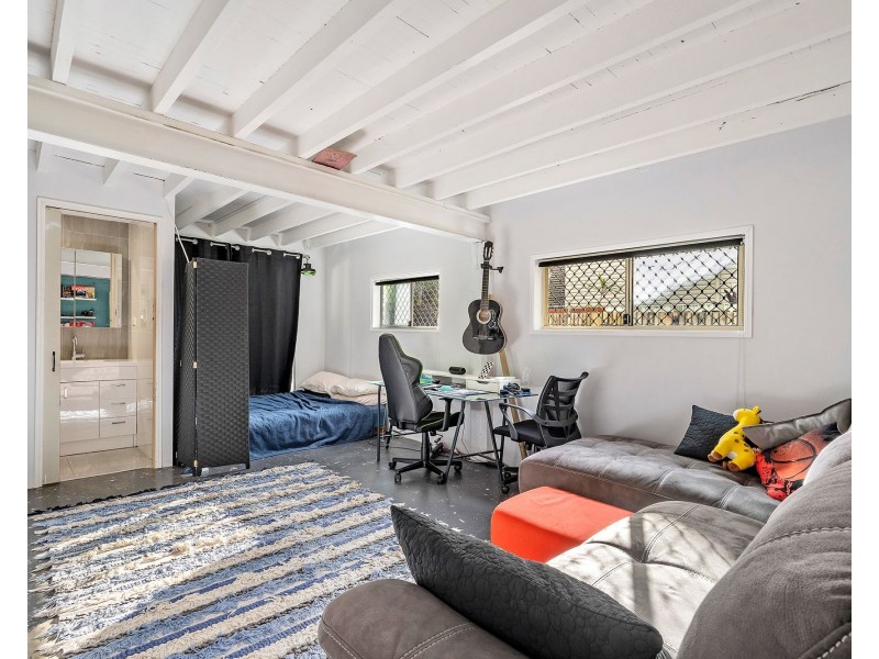 18 Brooks Road, Bray Park QLD 4500