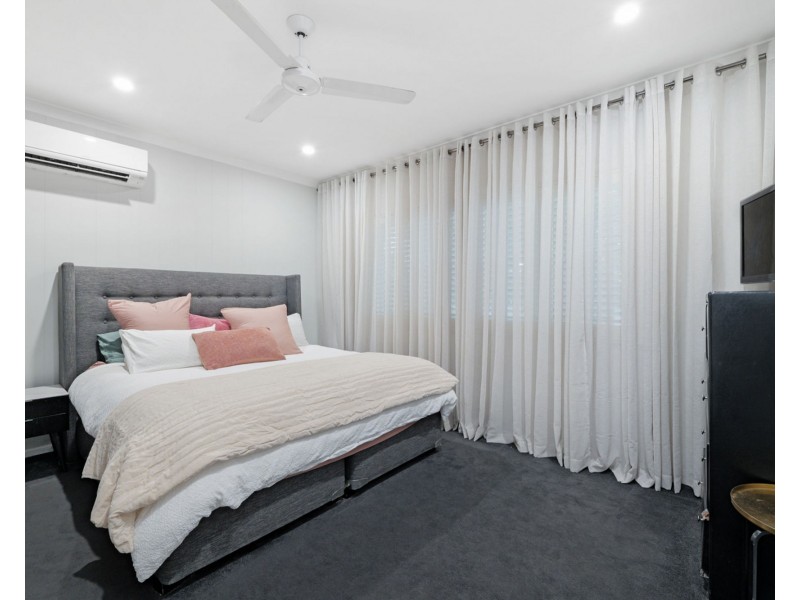 22 Blenheim Street, Chermside West QLD 4032