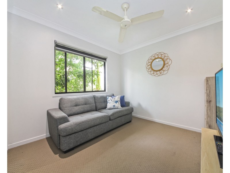 2/399 Rode Road, Chermside QLD 4032