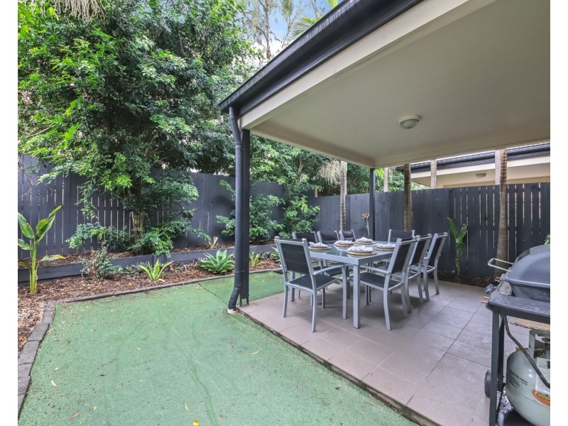 2/399 Rode Road, Chermside QLD 4032