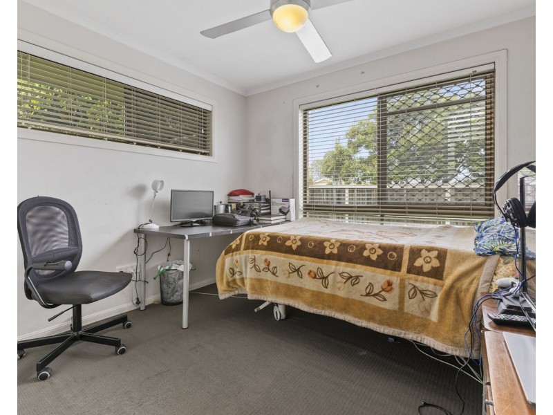 35 Livingstone Street, Strathpine QLD 4500