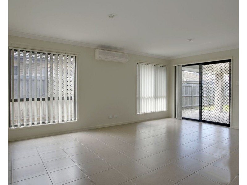 5 Flint Street, Bray Park QLD 4500
