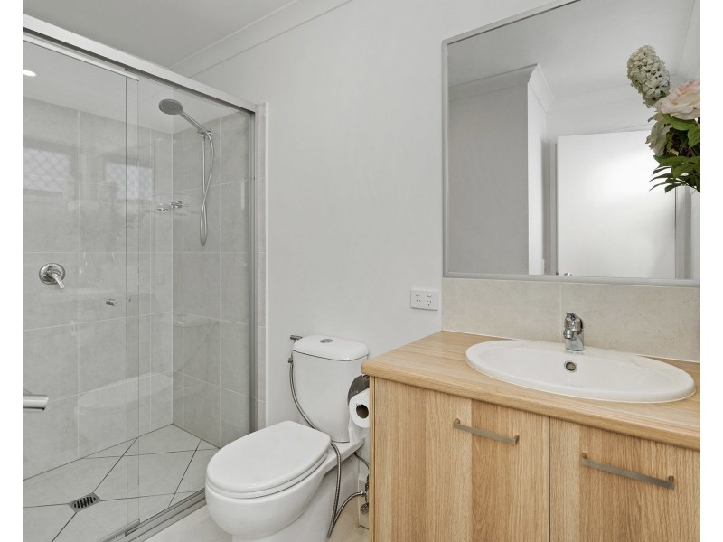 2/21 Naples Street, Bracken Ridge QLD 4017