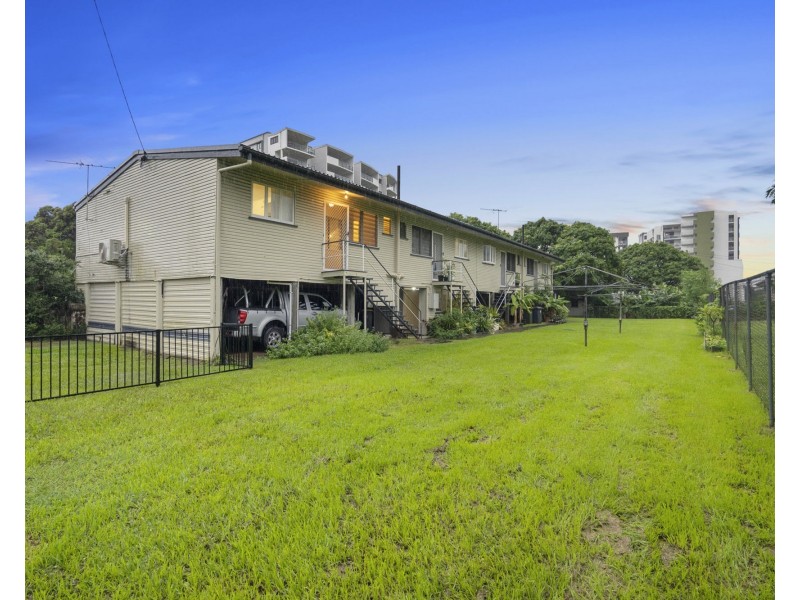1/42 Thomas Street, Chermside QLD 4032