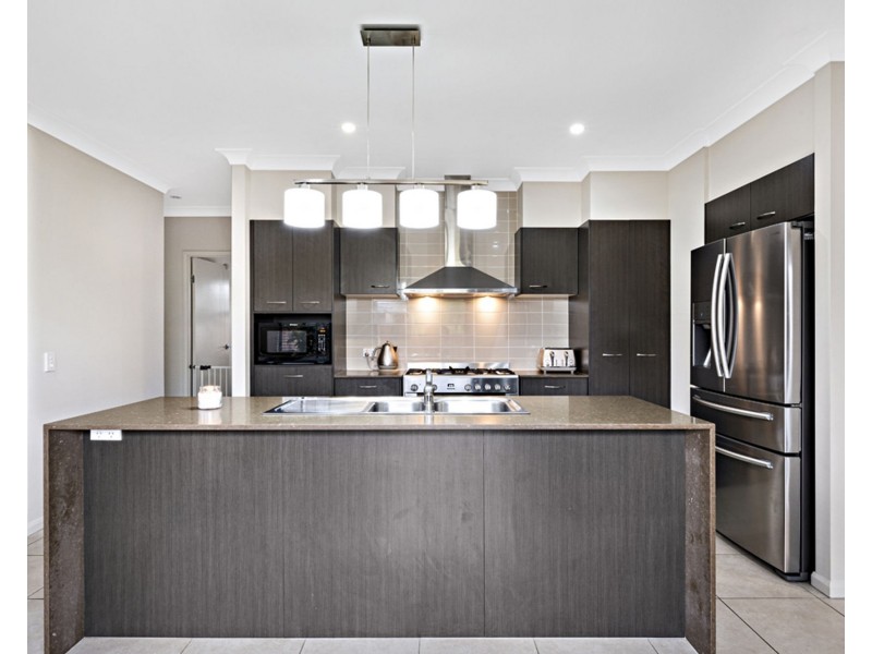 70 Swan Parade, Warner QLD 4500