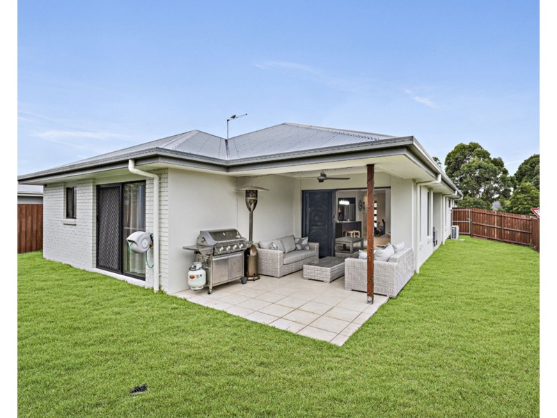 70 Swan Parade, Warner QLD 4500