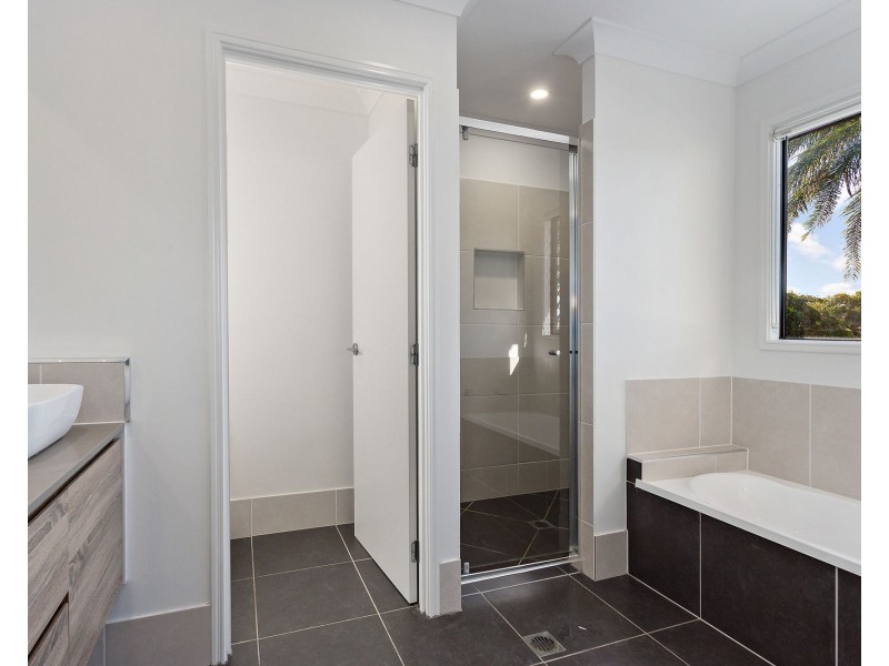 155 Rode Road, Wavell Heights QLD 4012
